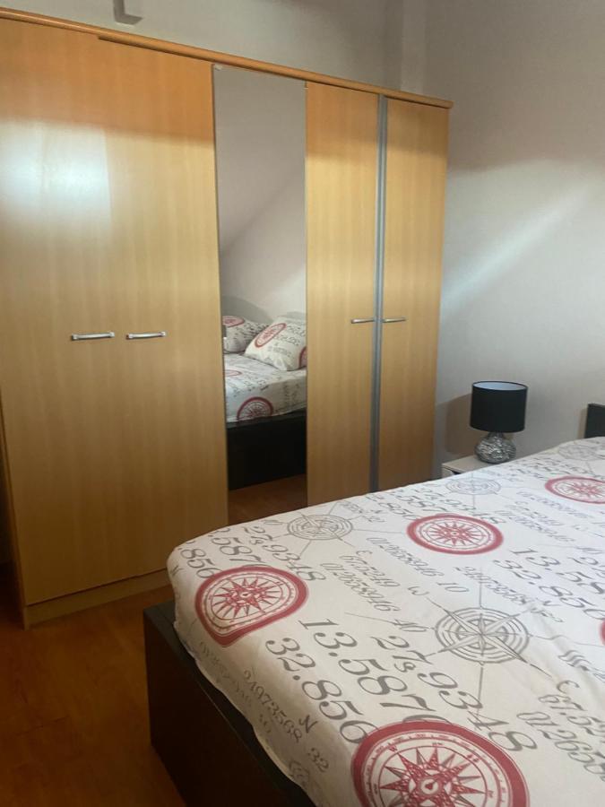 Top Floor Apartment With Sea View Kaštela Exterior foto